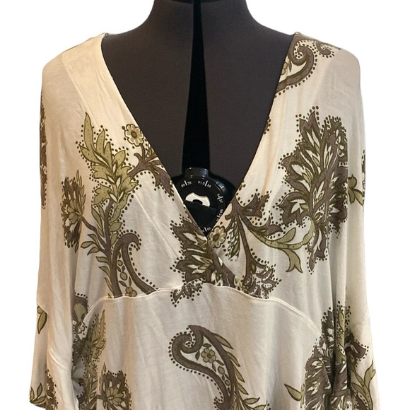 Free People Maui Wowie Palm Print Shirt Size S Surplice Neckline Poncho Sleeves - Picture 6 of 14